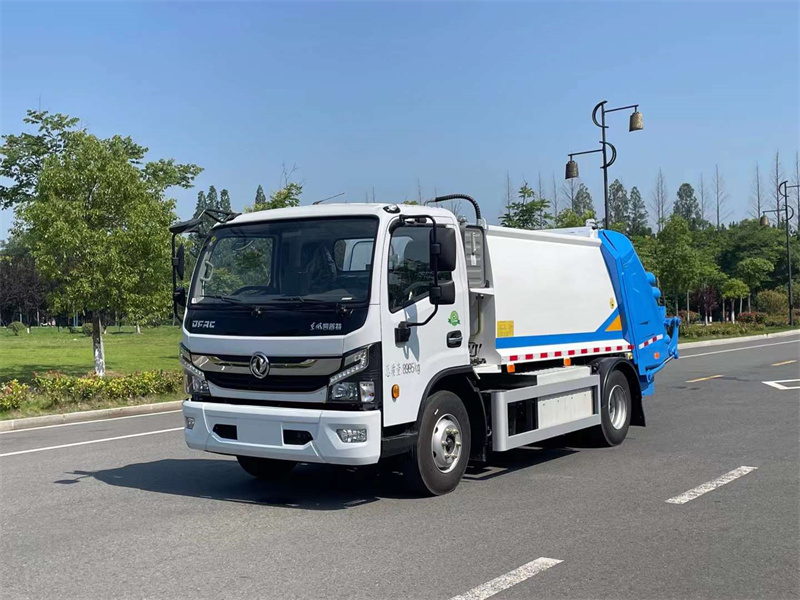 電動(dòng)8方壓縮垃圾車(chē) (2).jpg 電動(dòng)8方壓縮垃圾車(chē) (2).jpg